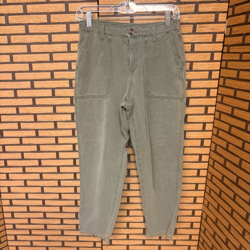 Aerie Olive Green Pants Size‎ Small
